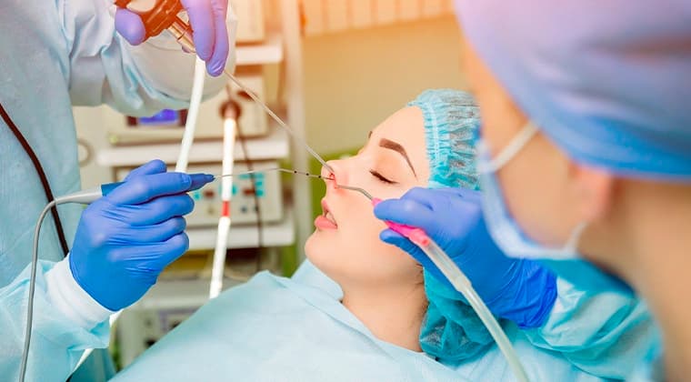 Endoscopia nasal o laríngea
